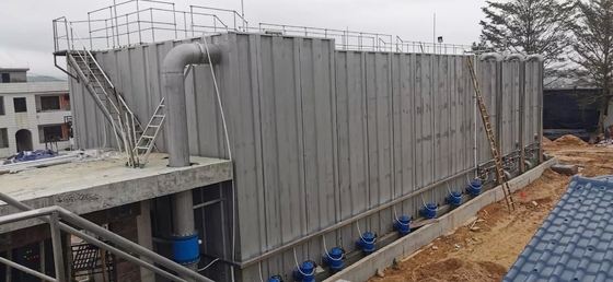 Système industriel intégré de purification de l'eau avec pompe à fontaine et dépôt de floculents