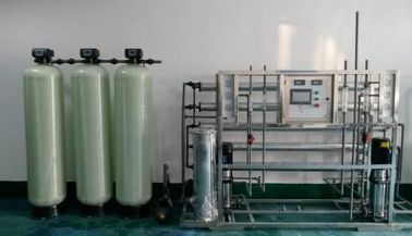 Conception adaptée aux besoins du client par système Ultrapure commercial de purification d'eau de puits profond d'UPVC