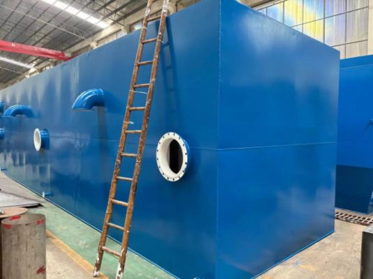 Équipement de purification d'eau industrielle avec débit de 5000 tpd, certification ISO19001 et possibilité d'ajout de conteneur