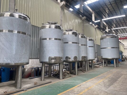 Réservoir de traitement de l'eau en SS304 avec polissage miroir et acier inoxydable