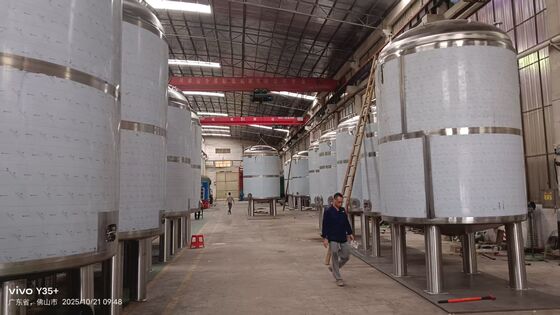 Réservoir de stockage en acier inoxydable certifié ISO9001 BV TUV pour applications industrielles